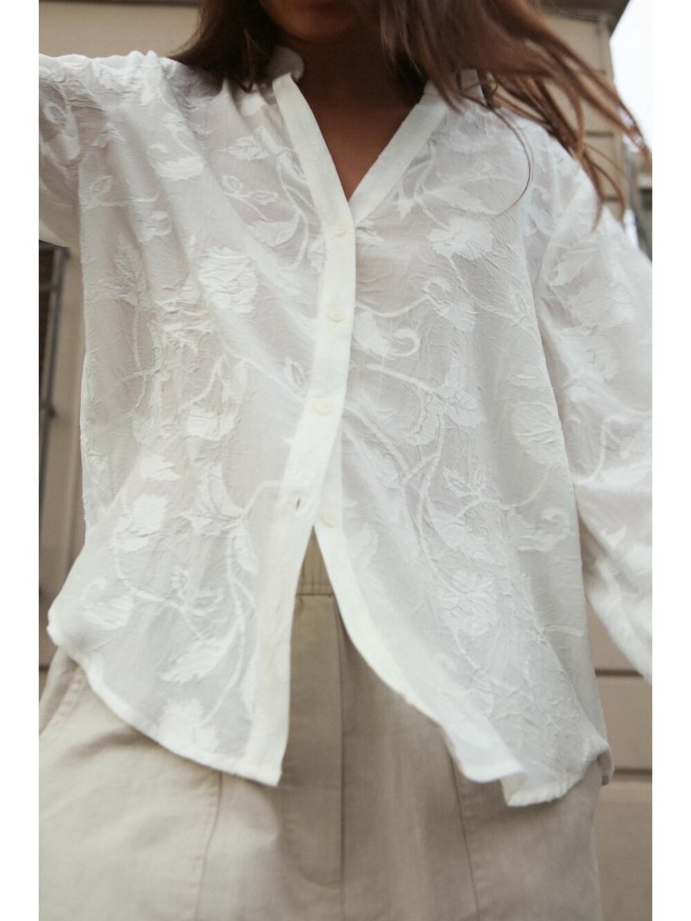 ZARA Burnout Floral Pattern Shirt Oyster White Flowy Blouse Women's Size Medium